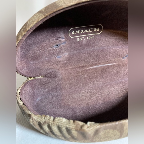 Coach Monogram Hard Clamshell Sunglass Case - Picture 7 of 8